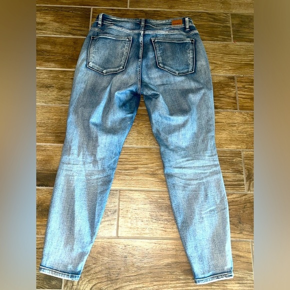 Judy Blue High waisted skinny fit jeans - Picture 2 of 4